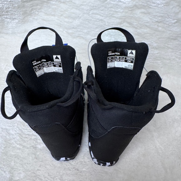 Burton Grom BOA Snowboard Boots big kids’ size 1K - Picture 5 of 5